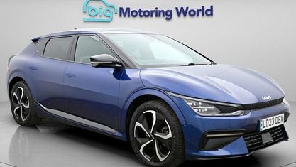 Begagnad Kia EV6 GT-Line S 167 kW (228 HK) 2023 Blå SUV
