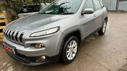 Usado Jeep Cherokee Longitude 140 CV (102 kW) 2015 SUV