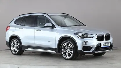 Begagnad BMW X1 Sport Line 192 HK (141 kW) 2019 SUV