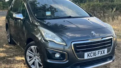 Used Peugeot 3008 Allure 120 HP (88 kW) 2016 Estate