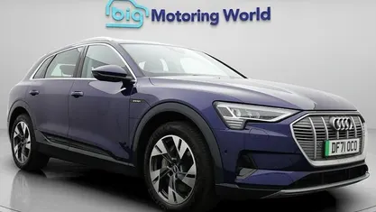 Used 2022 Audi e-tron Sport SUV | £18,200 (Fair price)