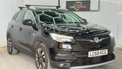 Used Vauxhall Grandland X Sport 131 HP (96 kW) 2018 Black SUV