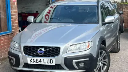 Used Volvo XC70 SE 215 HP (158 kW) 2015 Estate