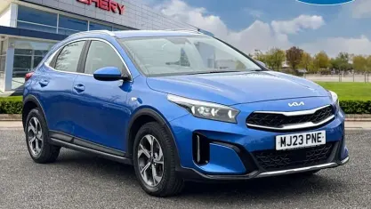Usado Kia XCeed 160 HP (117 kW) 2023 Azul SUV