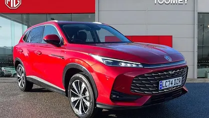 Used 2025 MG HS Trophy SUV | £19,995 (Fair price)