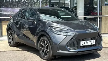 Gebraucht Toyota C-HR Design 223 PS (164 kW) 2026 SUV