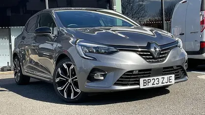 Used Renault Clio V Techno 90 HP (66 kW) 2023 Hatchback
