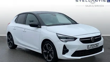 Used Vauxhall Corsa Ultimate 131 HP (96 kW) 2023 White Hatchback