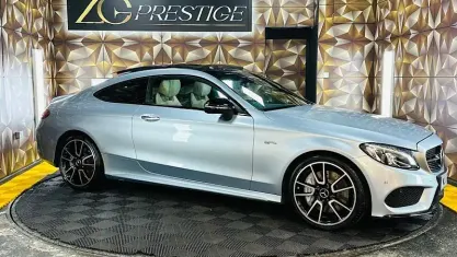 Begagnad Mercedes C43 AMG Premium Plus 367 HK (269 kW) 2018 Silver Sportkupé