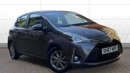 Begagnad Toyota Yaris 111 HK (81 kW) 2019 Halvkombi