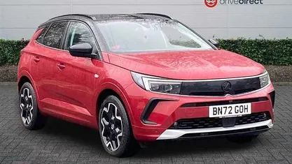 Used Vauxhall Grandland X Ultimate 131 HP (96 kW) 2023 Red SUV