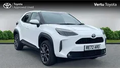 White Used 2022 Toyota Yaris Cross Design SUV | £18,927 (Fair price)