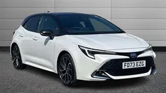 White Used 2023 Toyota Corolla Hatchback | £23,350 (Fair price)