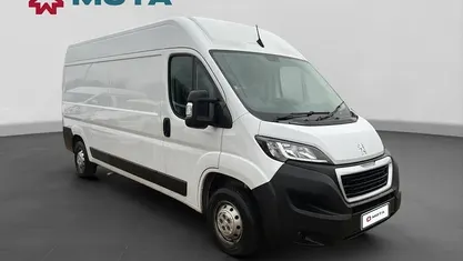 Used Peugeot Boxer 140 HP (102 kW) 2022 Van