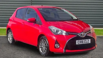 Used Toyota Yaris 99 HP (72 kW) 2016 Hatchback
