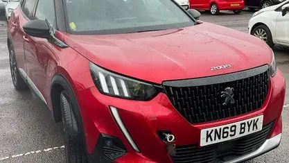 Used Peugeot 2008 GT-line 101 HP (74 kW) 2020 Red SUV