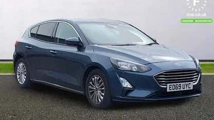 Used Ford Focus Titanium 125 HP (91 kW) 2019 Blue Hatchback