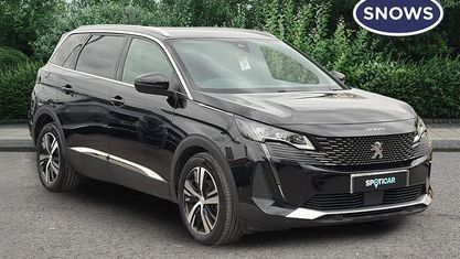 Second-hand Peugeot 5008 GTi 131 CP (96 kW) 2024 Negru SUV