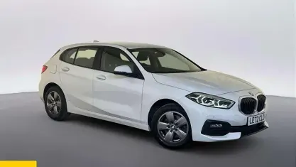 Used BMW 118 Luxury Line 136 HP (100 kW) 2023 White Hatchback