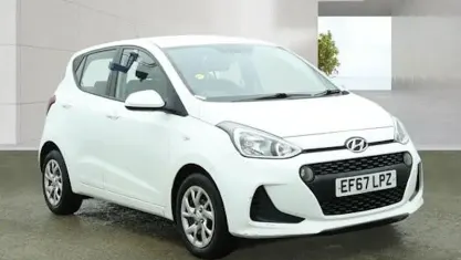 Begagnad Hyundai i10 SE 88 HK (64 kW) 2020 Halvkombi