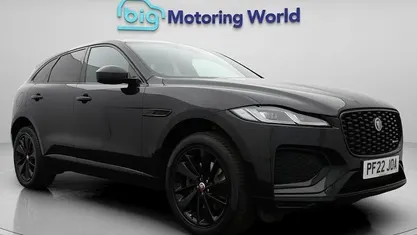 Begagnad Jaguar F-Pace R-Dynamic 204 HK (150 kW) 2022 Svart SUV