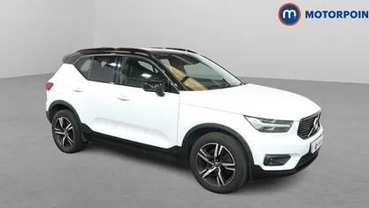 White Used 2020 Volvo XC40 R-Design SUV | £21,799 (Fair price)