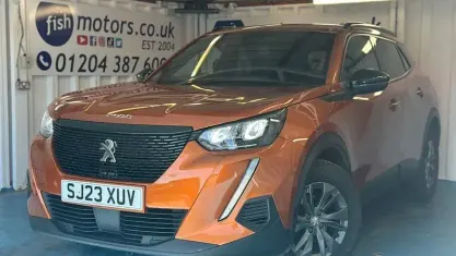 Used Peugeot 2008 Active+ 101 HP (74 kW) 2023 Orange SUV