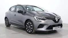 Used 2022 Renault Clio V Evolution Hatchback | £12,900 (Fair price)