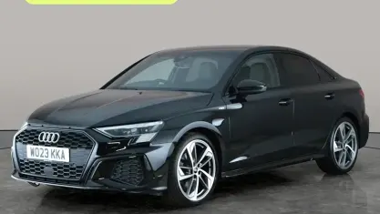 Begagnad Audi A3 Advanced 150 HK (110 kW) 2023 Svart Sedan