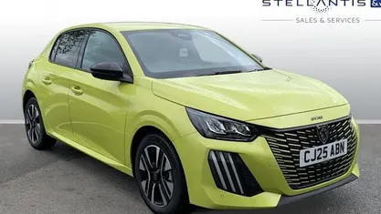 Used Peugeot 208 Allure 102 HP (75 kW) 2025 Hatchback