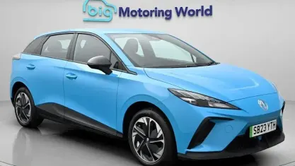 Used MG MG4 EV SE 319 kW (435 HP) 2023 Blue Hatchback