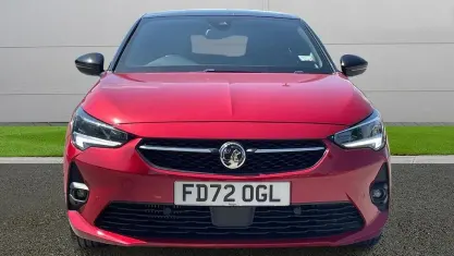 Begagnad Vauxhall Corsa Ultimate 131 HK (96 kW) 2022 Röd Halvkombi