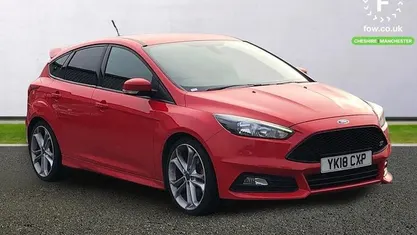 Used Ford Focus ST 250 HP (183 kW) 2017 Hatchback