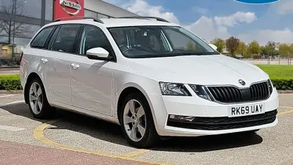 Used Skoda Octavia SE Drive 150 HP (110 kW) 2019 White Estate