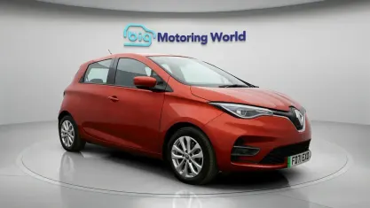 Usado Renault Zoe Iconic 100 kW (136 HP) 2021 Citadino