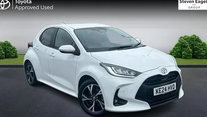 Used Toyota Yaris Hybrid Design 116 HP (85 kW) 2025 Hatchback