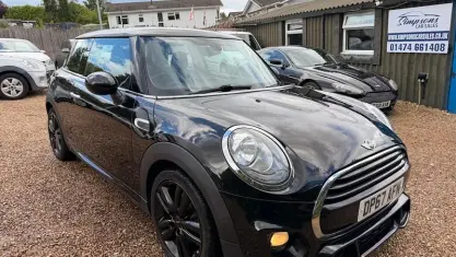 Used Mini Cooper Hatch 136 HP (100 kW) 2017 Black Hatchback