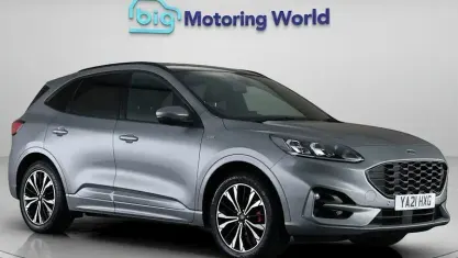 Usado Ford Kuga ST-Line X 190 CV (139 kW) 2021 Plateado SUV