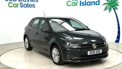 Used VW Polo SE 95 HP (69 kW) 2018 Grey Hatchback