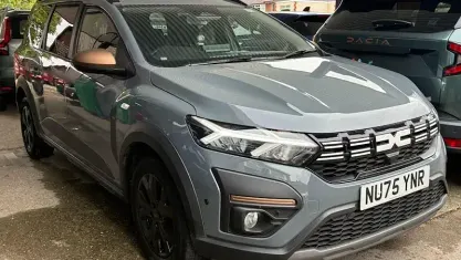 Used Dacia Jogger Extreme 110 HP (80 kW) 2025 MPV