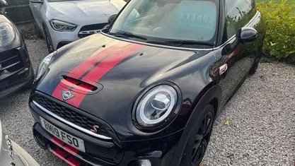 Used Mini Cooper S Hatch 192 HP (141 kW) 2019 Black Hatchback