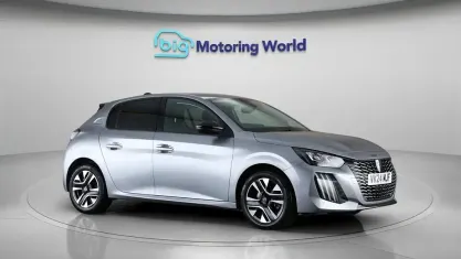 Used Peugeot 208 Allure 101 HP (74 kW) 2024 Grey Hatchback
