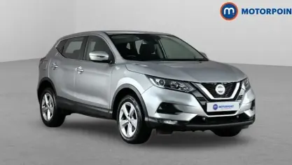 Używany Nissan Qashqai Acenta Premium 160 KM (117 kW) 2020 Srebrny SUV