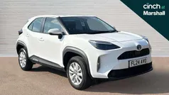 White Used 2024 Toyota Yaris Cross SUV | £21,527 (Good price)