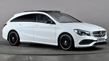 Used Mercedes CLA220 AMG line 170 HP (125 kW) 2019 White Coupe