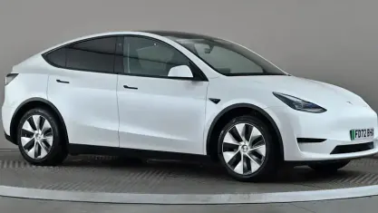 Used Tesla Model Y Standard Range 219 kW (299 HP) 2024 SUV