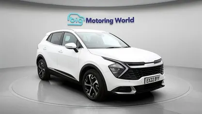 Used Kia Sportage 230 HP (169 kW) 2022 White SUV