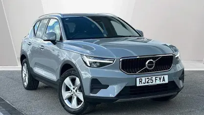 Used Volvo XC40 Core 163 HP (119 kW) 2026 SUV