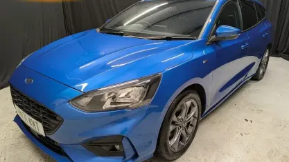 Used Ford Focus ST-Line 155 HP (114 kW) 2021 Blue Estate