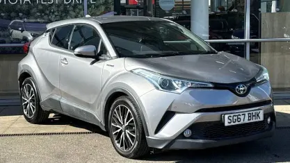 Usado Toyota C-HR 122 HP (89 kW) 2017 SUV
